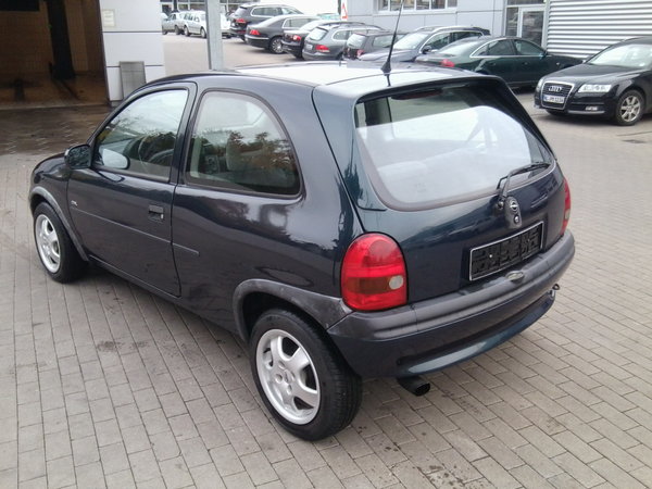 Corsa 3.jpg