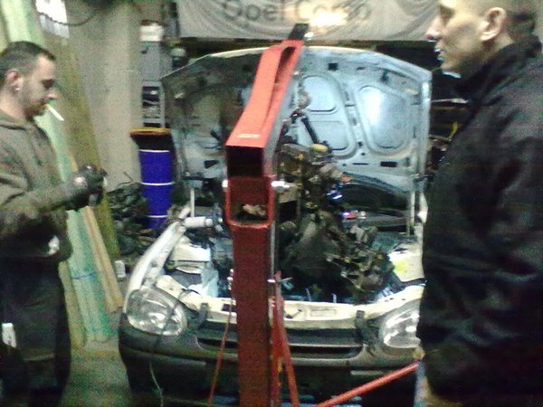 Motor raus