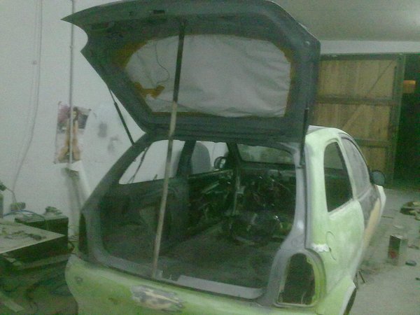 25102010995.jpg